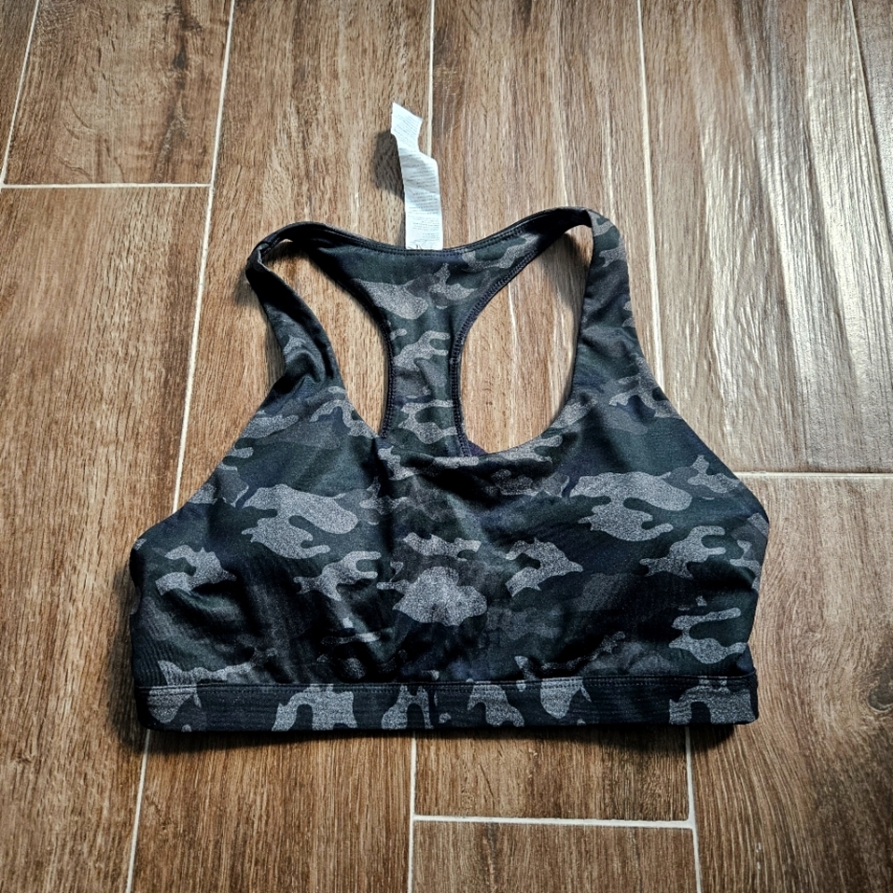 Fabletica Camo Strappy Sports Bra - Medium